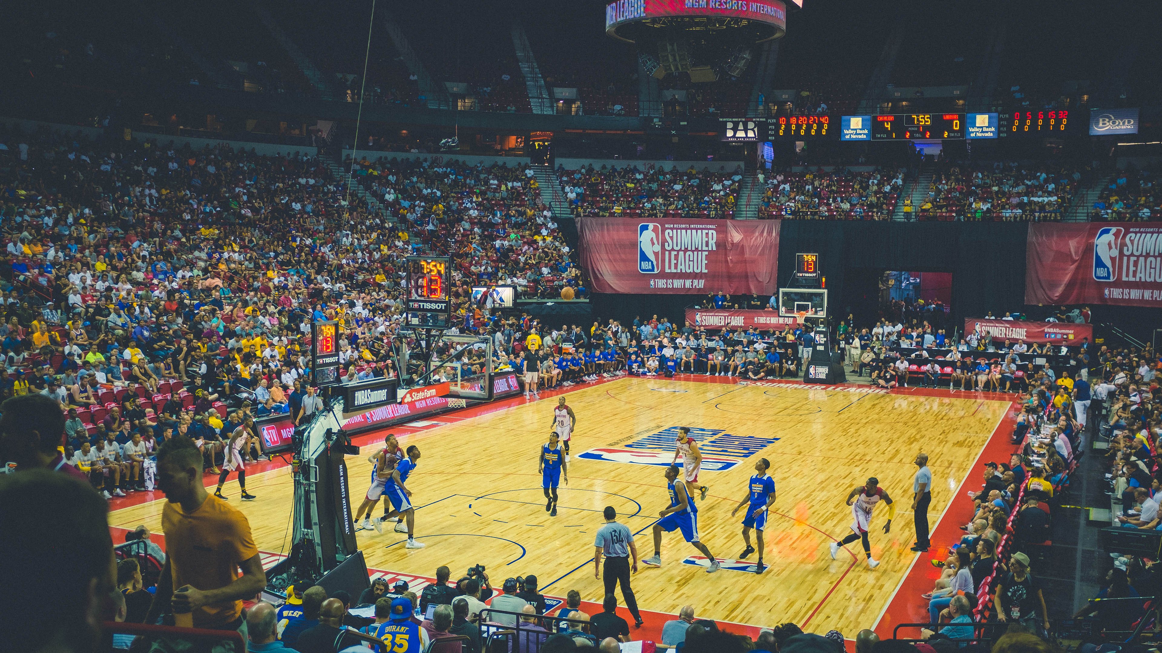 俱乐部财务危机对联赛的长期影响,俱乐部公开财务